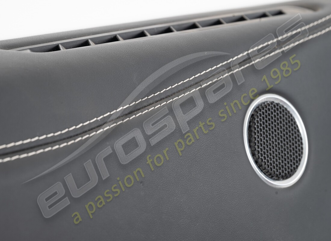 used ferrari lh door pannel. part number 84455212 (2)