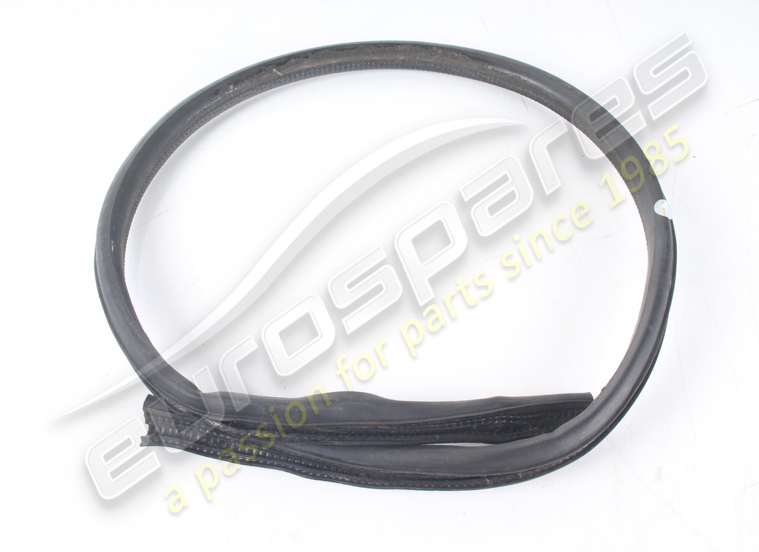 USED Ferrari WEATHER STRIP . PART NUMBER 61500900 (1)