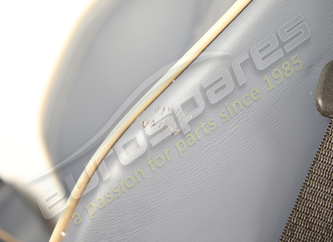 USED FERRARI SEAT SET. PART NUMBER EAP1490262 (7) used ferrari seat set. part number eap1490262 (7)