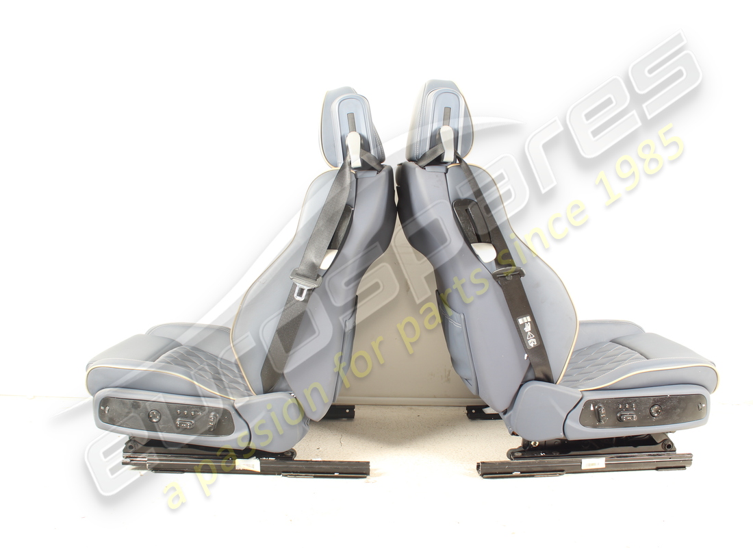 USED FERRARI SEAT SET. PART NUMBER EAP1490262 (5) used ferrari seat set. part number eap1490262 (5)