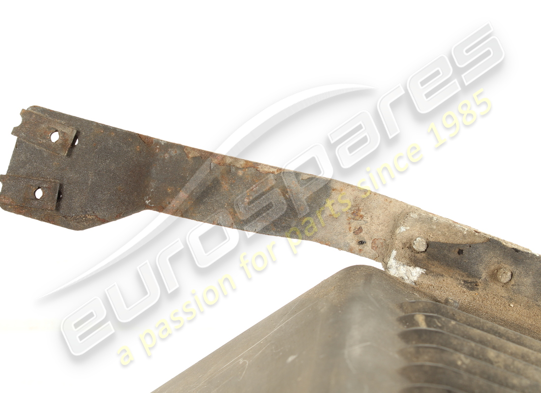 USED FERRARI LH REAR GRAVEL GUARD. PART NUMBER 65432100 (8) used ferrari lh rear gravel guard. part number 65432100 (8)