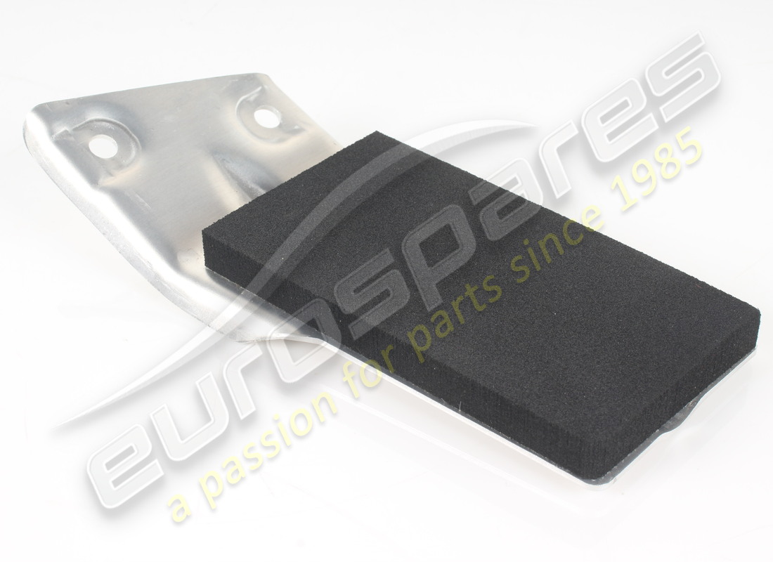 USED FERRARI RITENUTA LAT ANT DX SERB C C. PART NUMBER 965951 (1) used ferrari ritenuta lat ant dx serb c c. part number 965951 (1)