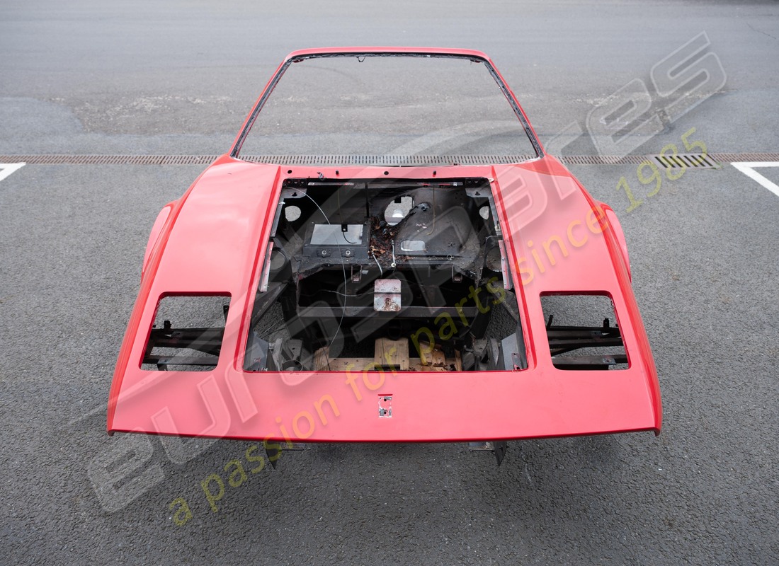 USED FERRARI FRONT END PANEL ASSEMBLY. PART NUMBER 61751200 (1) used ferrari front end panel assembly. part number 61751200 (1)