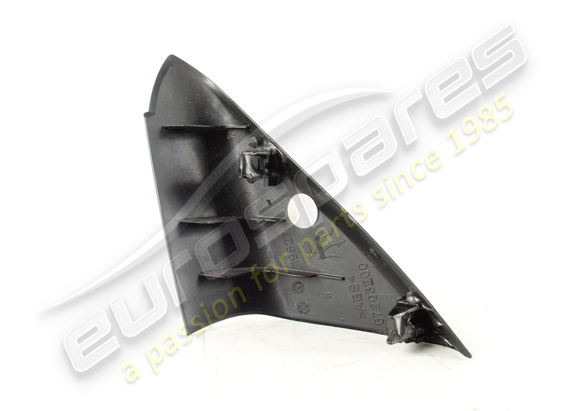 used maserati rh inner moulding triangle. part number 67203200 (2)