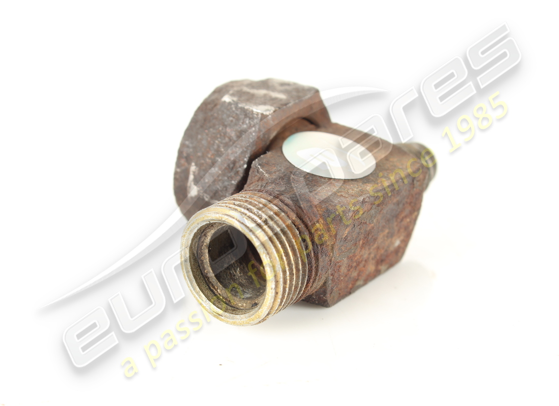USED FERRARI COMPRESSOR VALVE OUTLET . PART NUMBER 124334 (1)