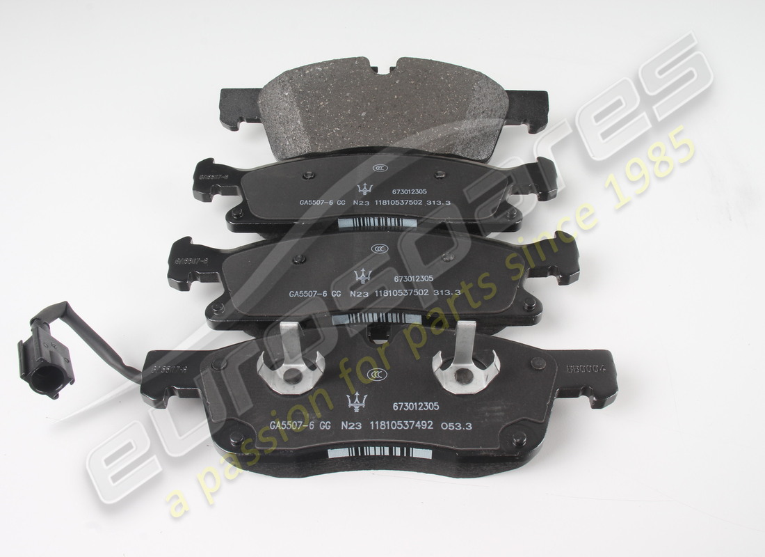 NEW MASERATI FRONT PADS. PART NUMBER 673012305 (1) new maserati front pads. part number 673012305 (1)