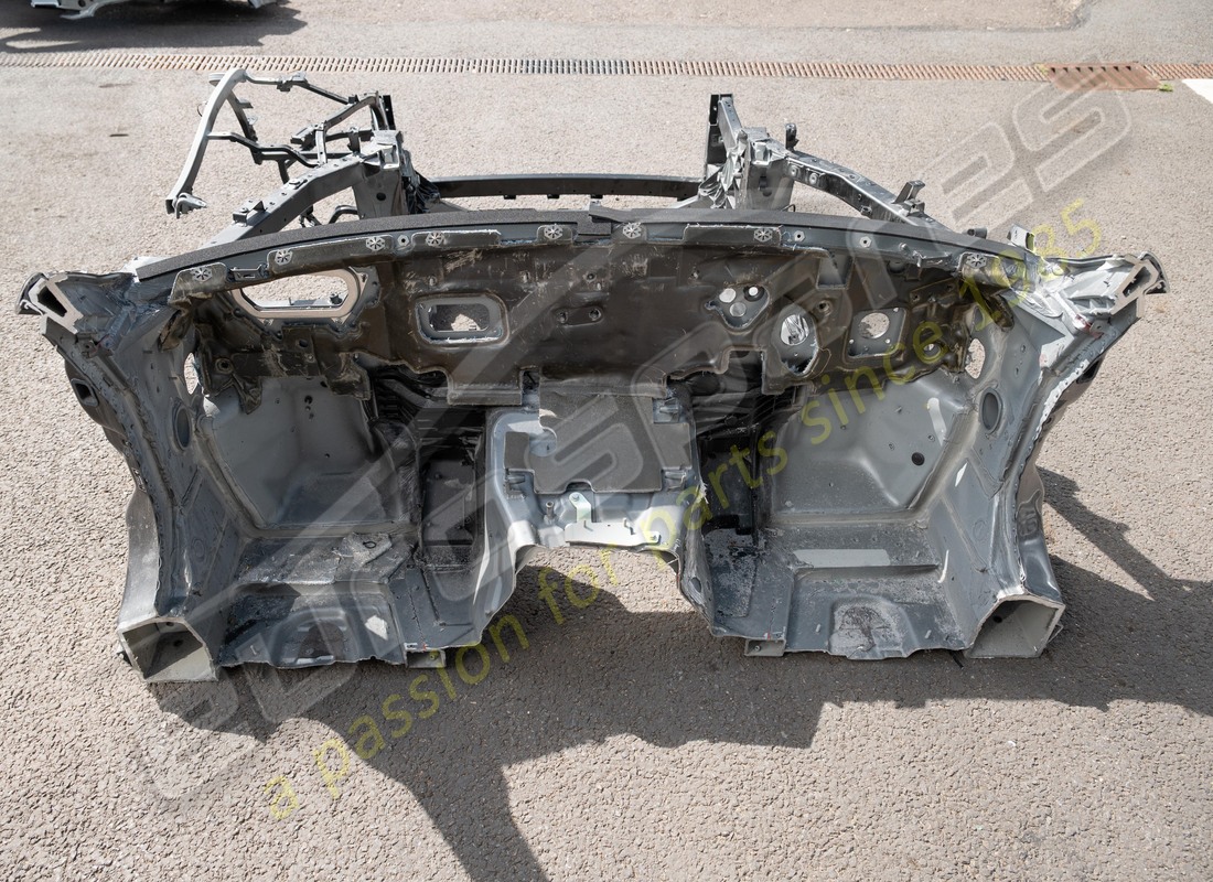 DAMAGED EUROSPARES COMPLETE FRONT CHASSIS. PART NUMBER EAP1563097 (4) damaged eurospares complete front chassis. part number eap1563097 (4)