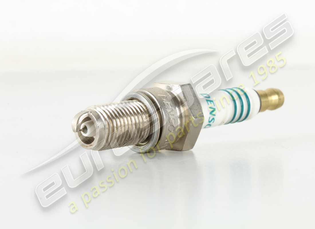 NEW DENSO SPARK PLUG . PART NUMBER 0016003036 (1)
