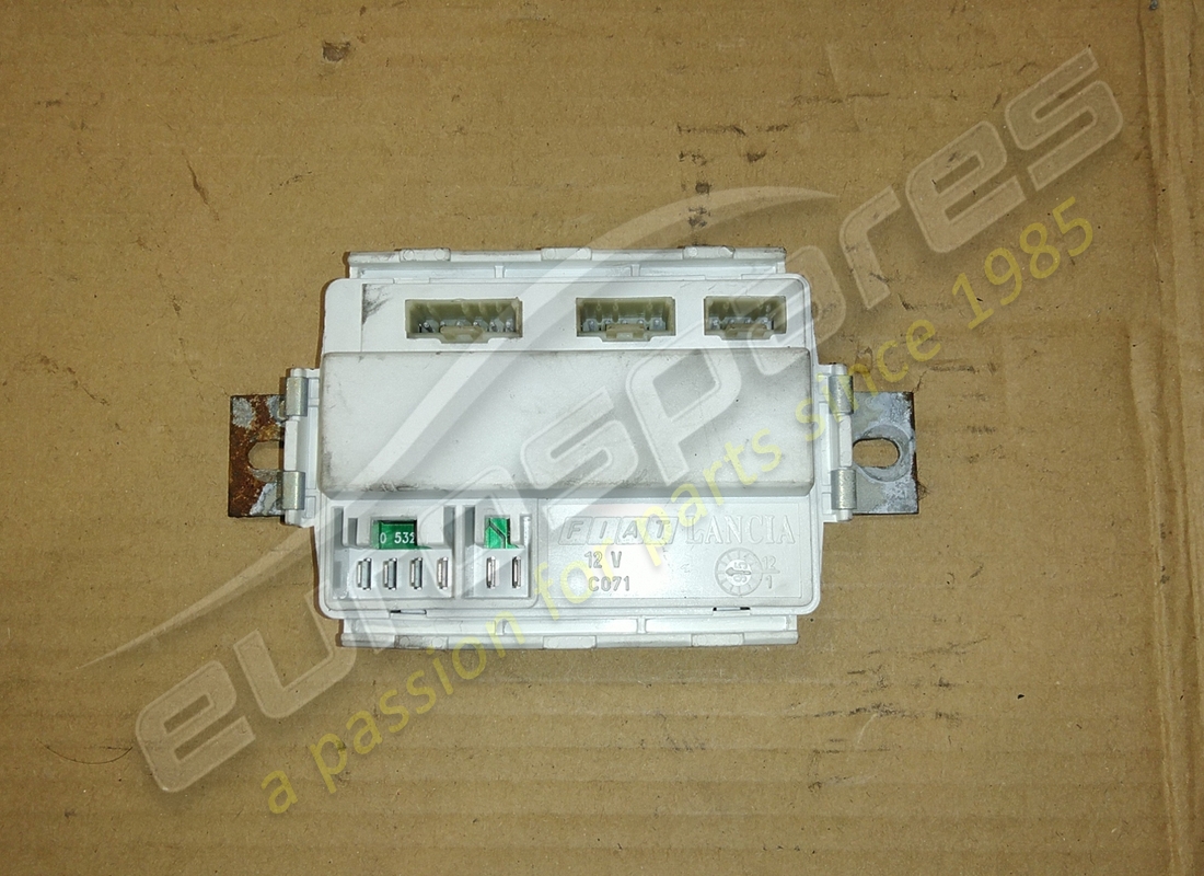 USED FERRARI CONTROL UNIT. PART NUMBER 153122 (1) used ferrari control unit. part number 153122 (1)