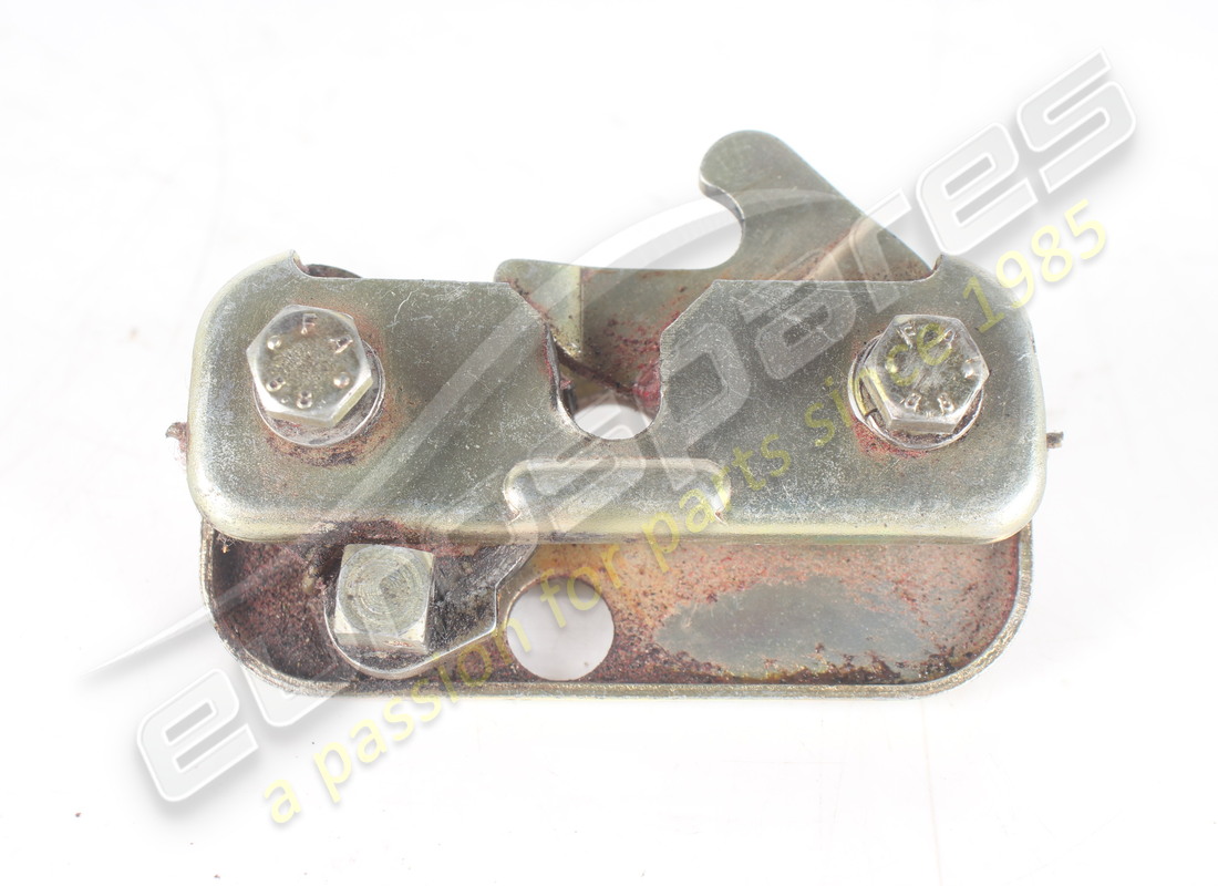 USED FERRARI BONNET LOCK. PART NUMBER 60277407 (2) used ferrari bonnet lock. part number 60277407 (2)