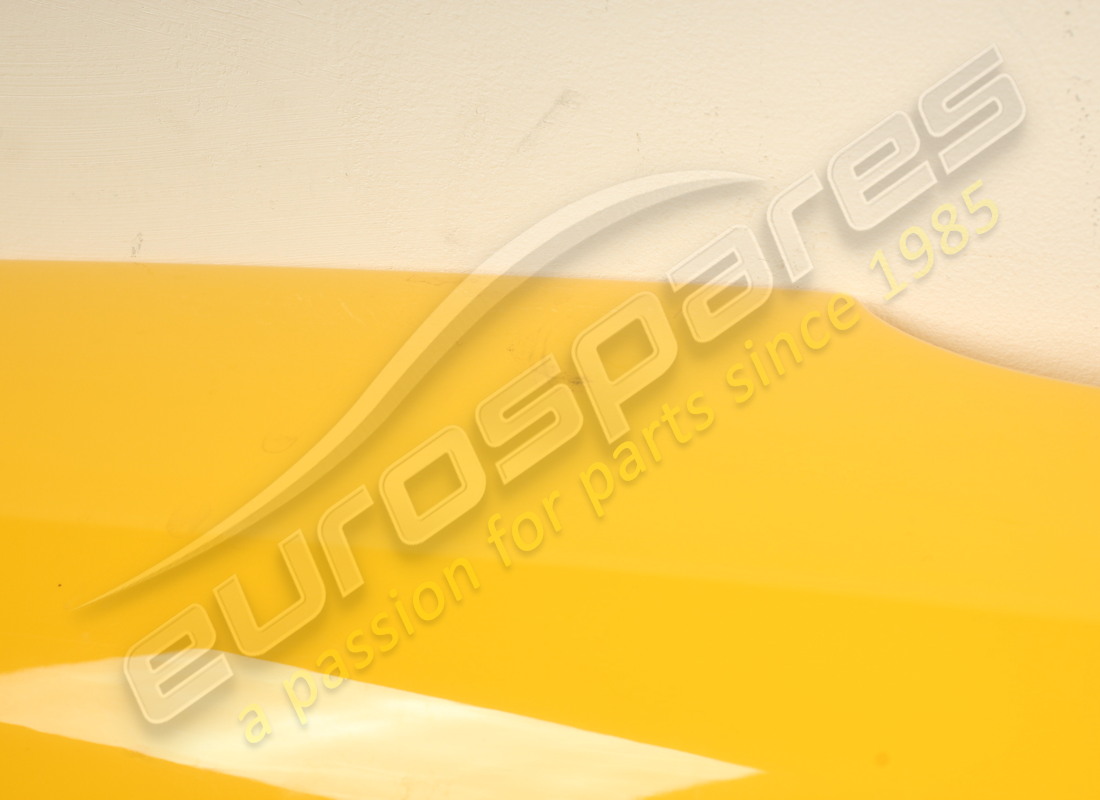 NEW (OTHER) FERRARI COMPLETE REAR SPOILER. PART NUMBER 949122 (5) new (other) ferrari complete rear spoiler. part number 949122 (5)