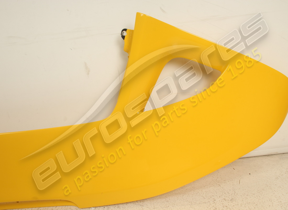 NEW (OTHER) FERRARI COMPLETE REAR SPOILER. PART NUMBER 949122 (3) new (other) ferrari complete rear spoiler. part number 949122 (3)