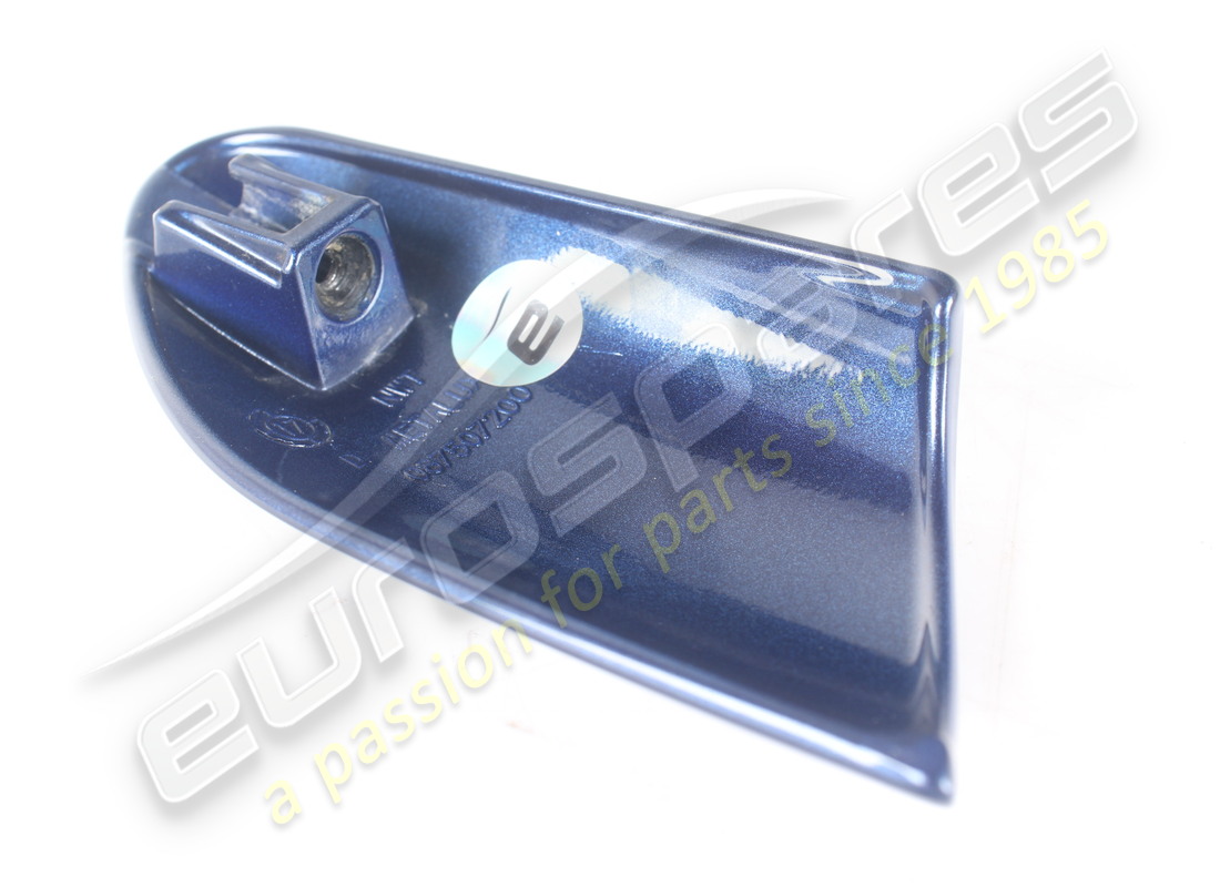 used ferrari rh outer door handle. part number 87507200 (2)