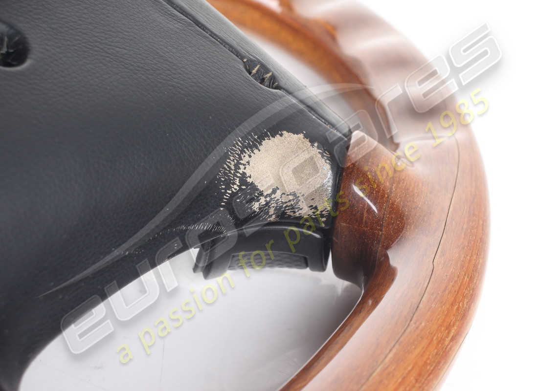 USED MASERATI STEERING WHEEL. PART NUMBER 377800104 (10) used maserati steering wheel. part number 377800104 (10)