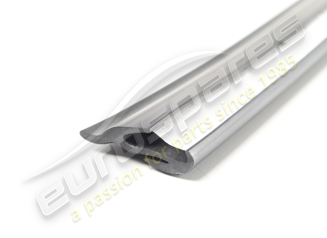 NEW EUROSPARES LH GASKET. PART NUMBER 62213200 (4) new eurospares lh gasket. part number 62213200 (4)