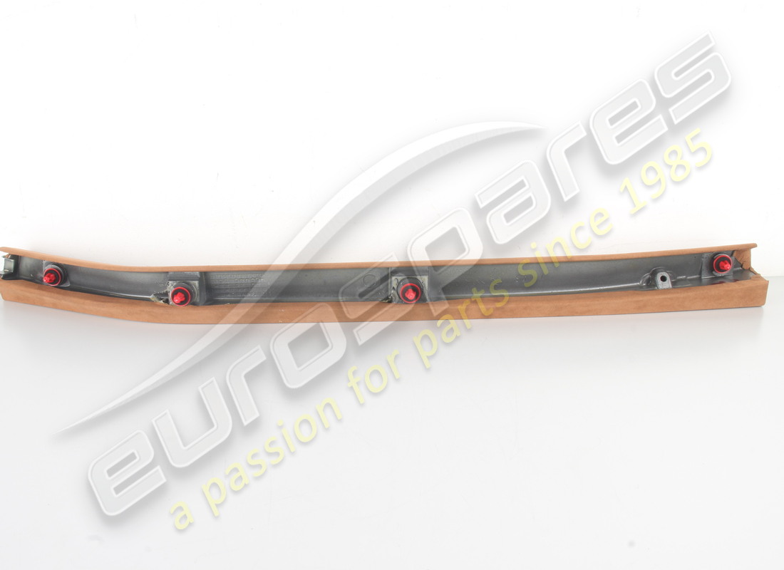 new ferrari lh lateral tailgate trim. part number 85505329 (4)
