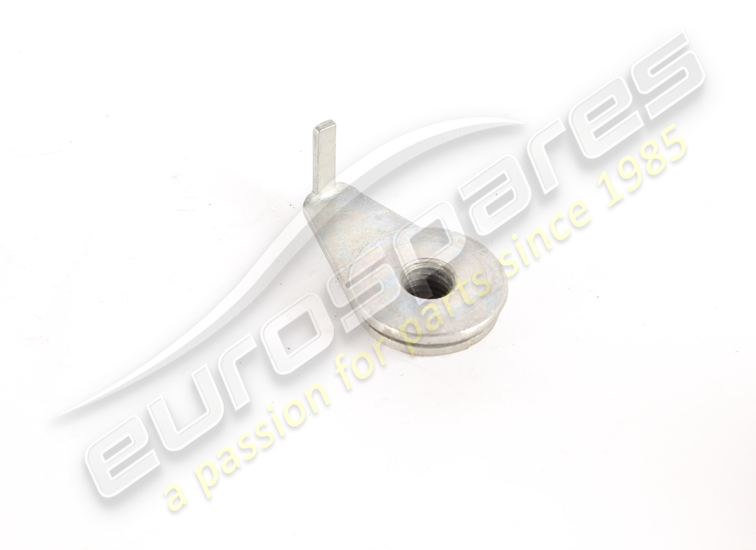 USED MASERATI SPECIAL NUT. PART NUMBER 675001680 (1) used maserati special nut. part number 675001680 (1)