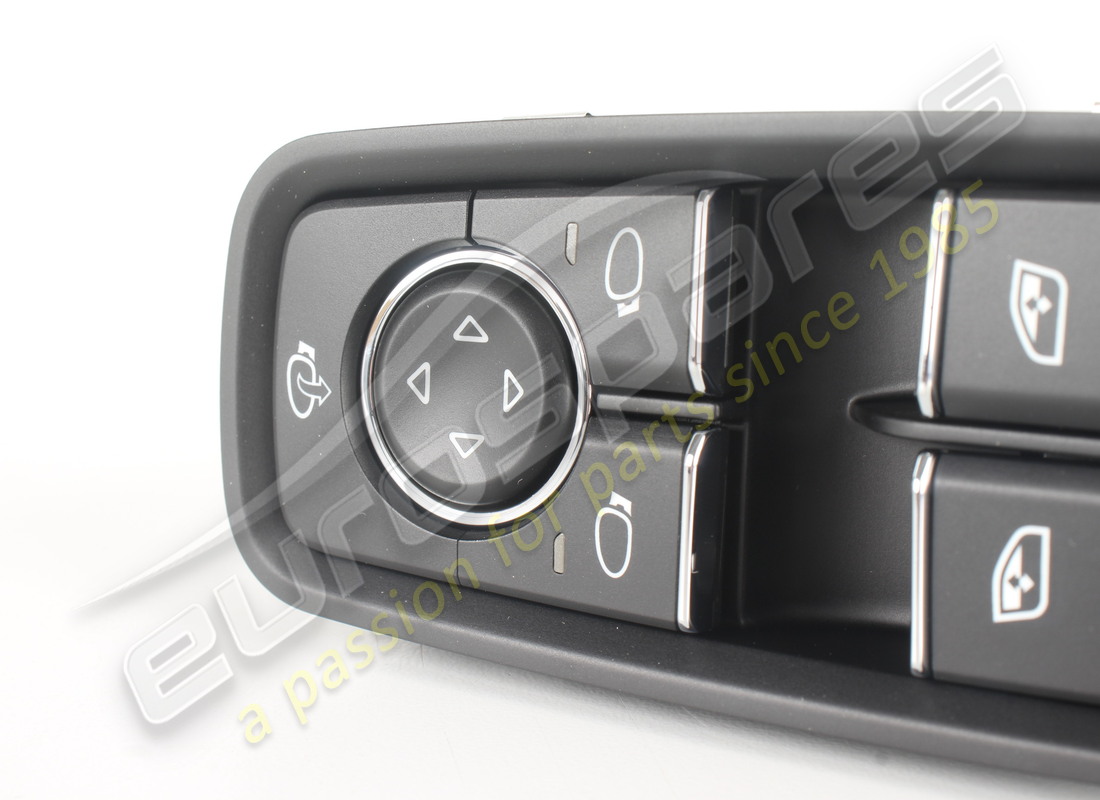 NEW PORSCHE SWITCH FOR ELECTRIC WINDOWS - REAR VIEW MIRROR - (DRIVERS SIDE) (PR:258,259, 260,261) MATT BLACK/HI-GLOSS CHROME. PART NUMBER 99161315502DML (3) new porsche switch for electric windows - rear view mirror - (drivers side) (pr:258,259, 260,261) matt black/hi-gloss chrome. part number 99161315502dml (3)