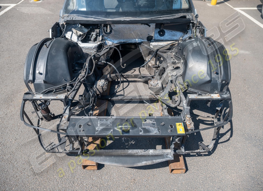 USED FERRARI COMPLETE BODYSHELL. PART NUMBER 65887700 (4) used ferrari complete bodyshell. part number 65887700 (4)