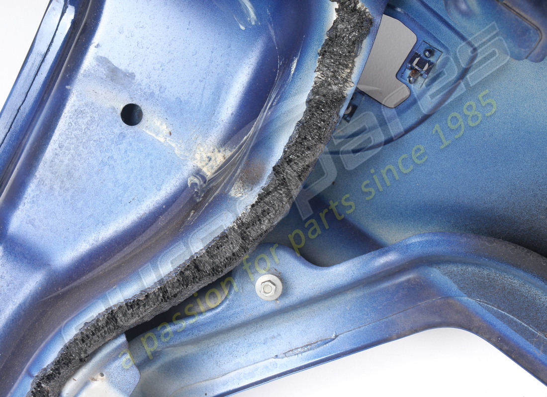 USED FERRARI COMPLETE LH FRONT FENDER. PART NUMBER 86520111 (8) used ferrari complete lh front fender. part number 86520111 (8)