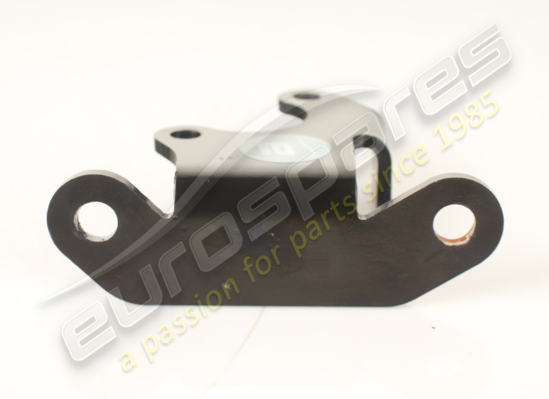 USED FERRARI RH FRONT BRACKET. PART NUMBER 860788 (4) used ferrari rh front bracket. part number 860788 (4)