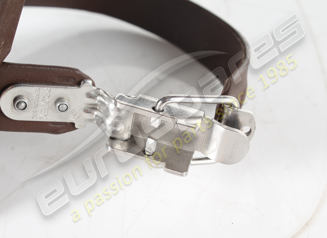 USED FERRARI RE EXTINGUISHER BRACKET. PART NUMBER 83758907 (3) used ferrari re extinguisher bracket. part number 83758907 (3)