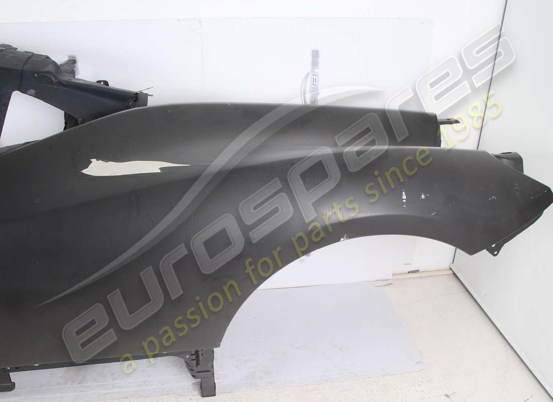 NEW (OTHER) FERRARI LH FLANK. PART NUMBER 81288211 (3) new (other) ferrari lh flank. part number 81288211 (3)