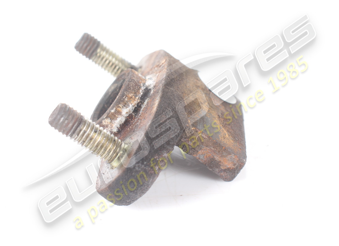 used maserati parking brake retaining bracket. part number 318020115 (2)