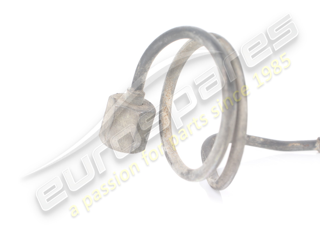 USED FERRARI FUEL TUBE TO CYLINDER 8. PART NUMBER 118597 (3) used ferrari fuel tube to cylinder 8. part number 118597 (3)
