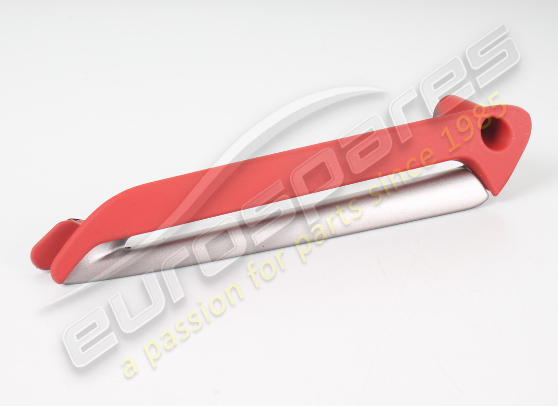 new ferrari complete rh fixing plate. part number 82118530 (1)