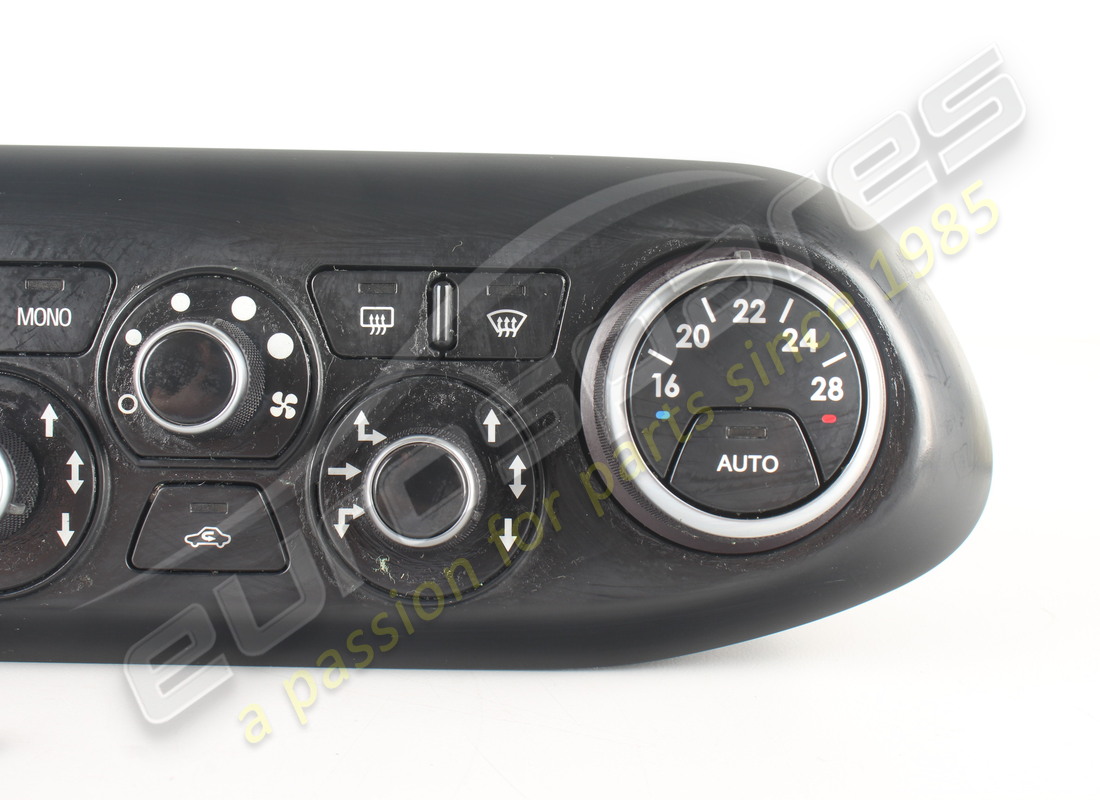 new (other) ferrari air conditioning control panel. part number 83830500 (4)