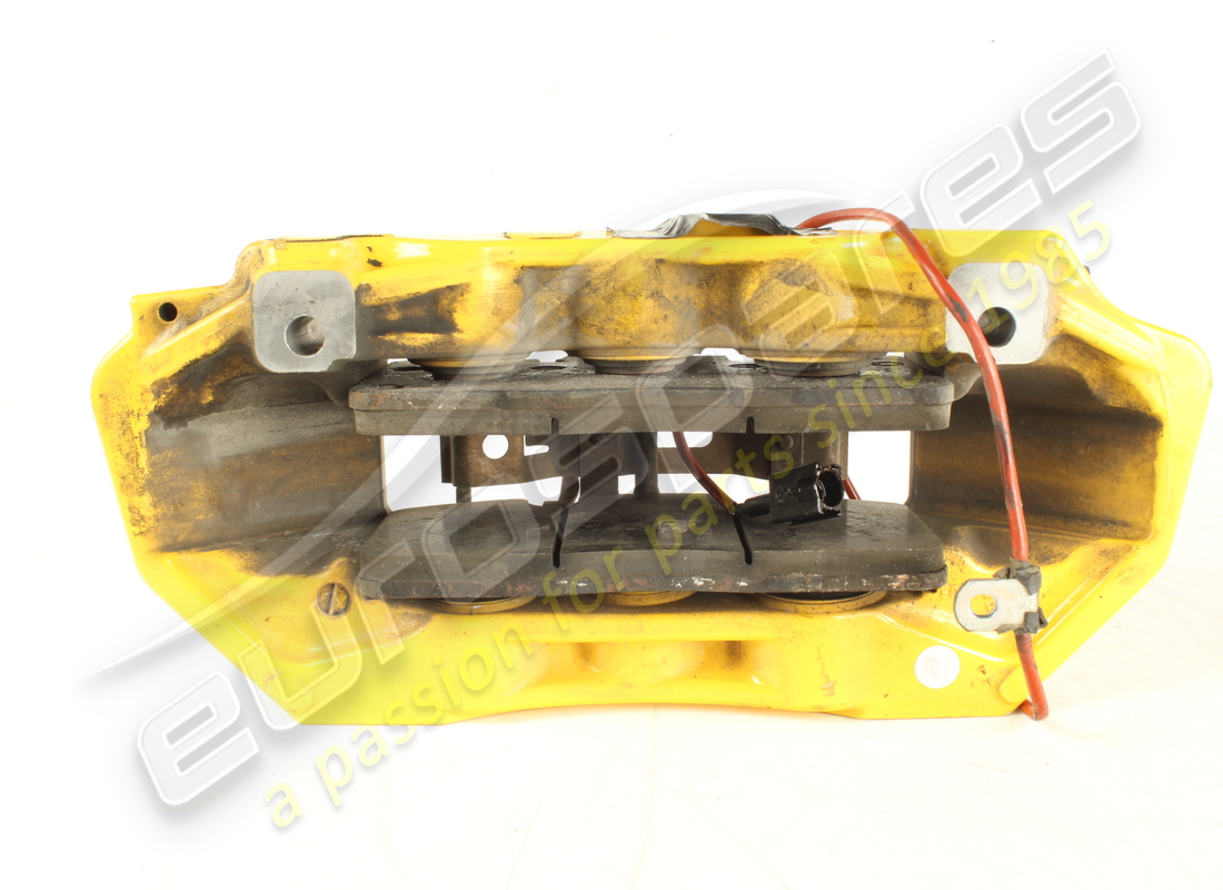 USED FERRARI FRONT LH CALIPER WITH PADS -. PART NUMBER 267314 (5) used ferrari front lh caliper with pads -. part number 267314 (5)