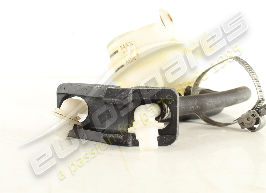 used ferrari brake fluid reservoir. part number 259047 (4)