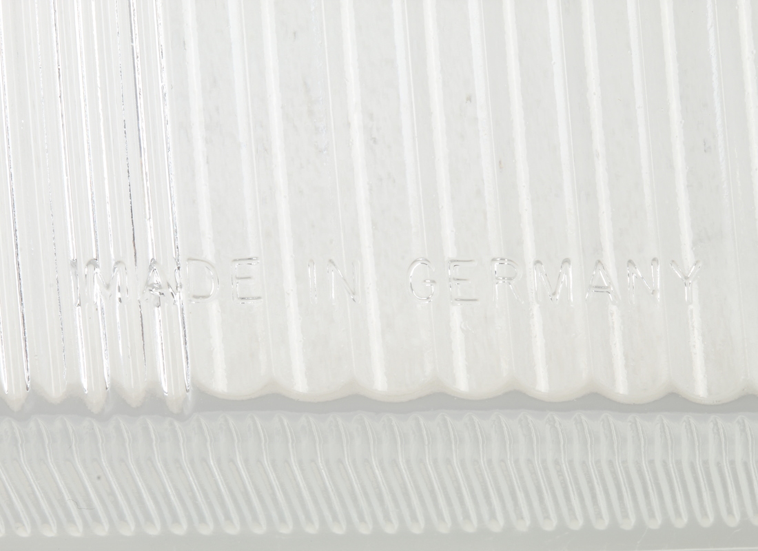 NEW EUROSPARES LH FRONT SIDE-DIRECTION LIGHT LENS. PART NUMBER 149032A (2) new eurospares lh front side-direction light lens. part number 149032a (2)