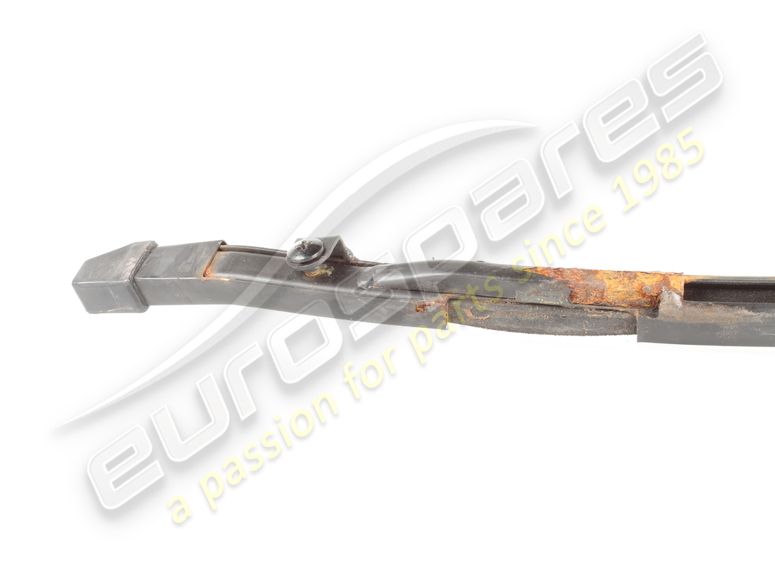 USED Ferrari LH REAR DOOR GLASS CHANNEL GTS . PART NUMBER 60292307 (1)