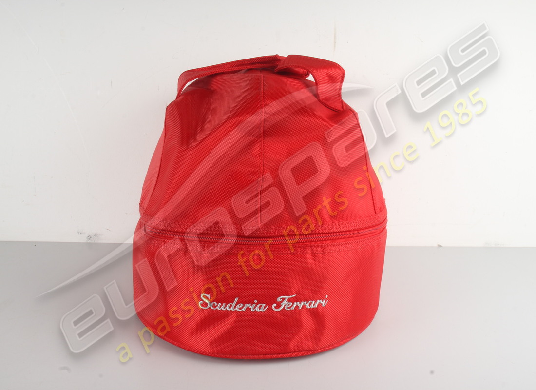 NEW FERRARI LARGE FERRARI HELMET WITH BAG. PART NUMBER 95993182 (7) new ferrari large ferrari helmet with bag. part number 95993182 (7)