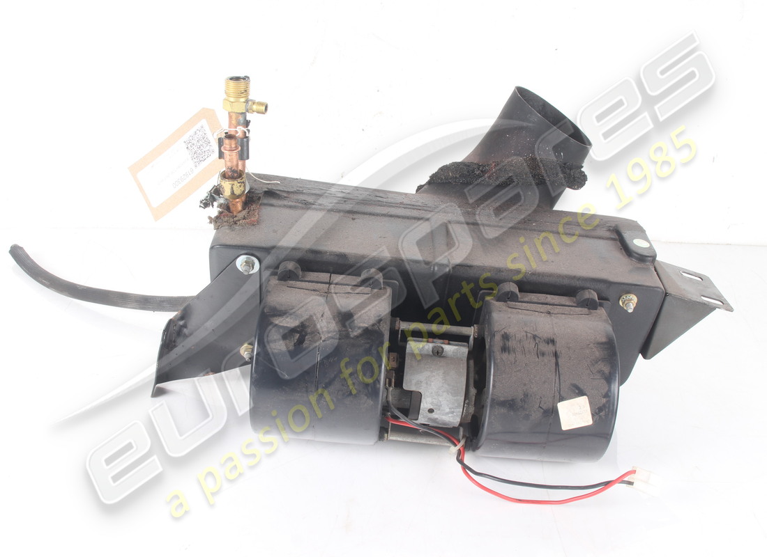 USED FERRARI EVAPORATOR UNIT RHD PART NUMBER 61929300 (2) used ferrari evaporator unit rhd part number 61929300 (2)