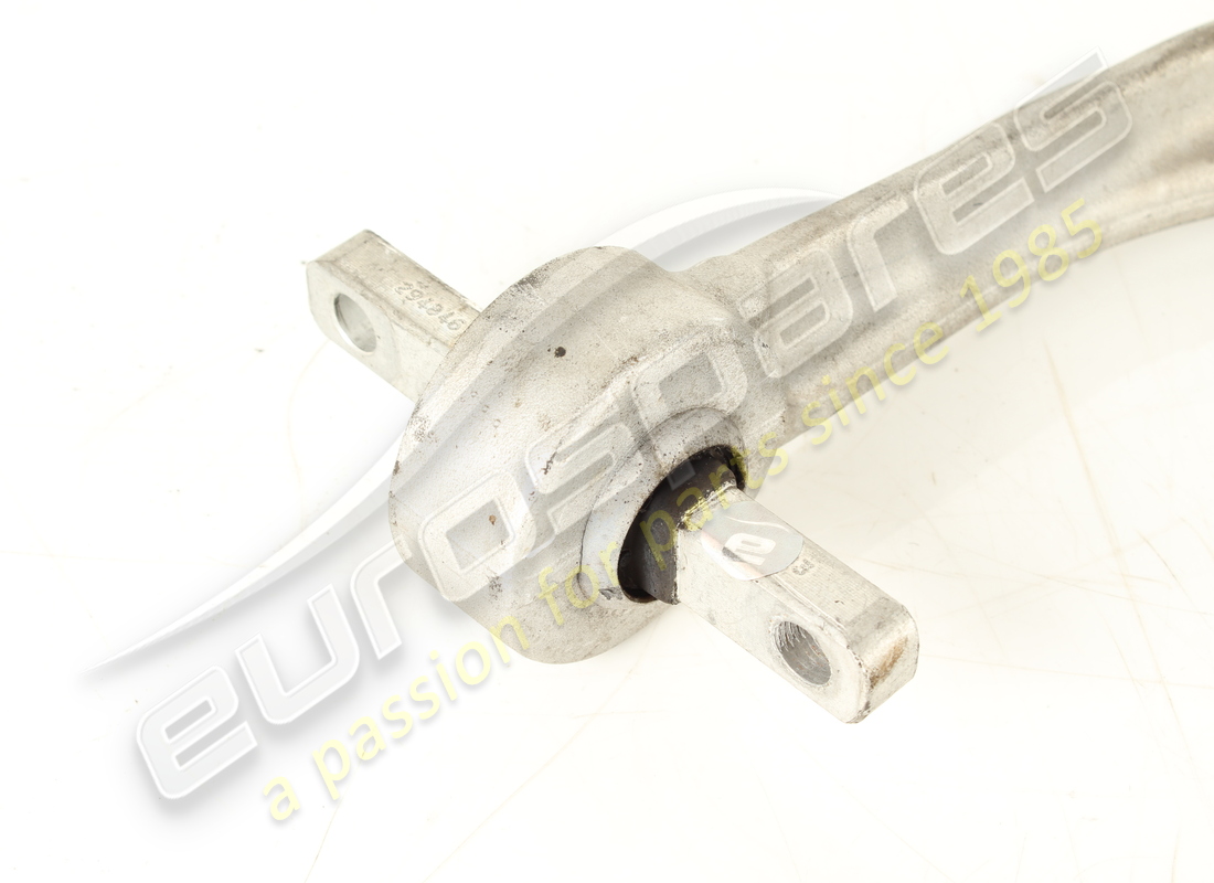 used ferrari upper rh arm. part number 295789 (2)