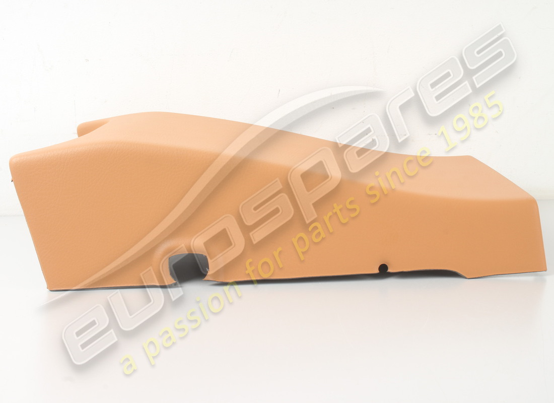 NEW (OTHER) MASERATI REAR CENTRE CONSOLE - TAN LEATHER. PART NUMBER 68489708 (5) new (other) maserati rear centre console - tan leather. part number 68489708 (5)