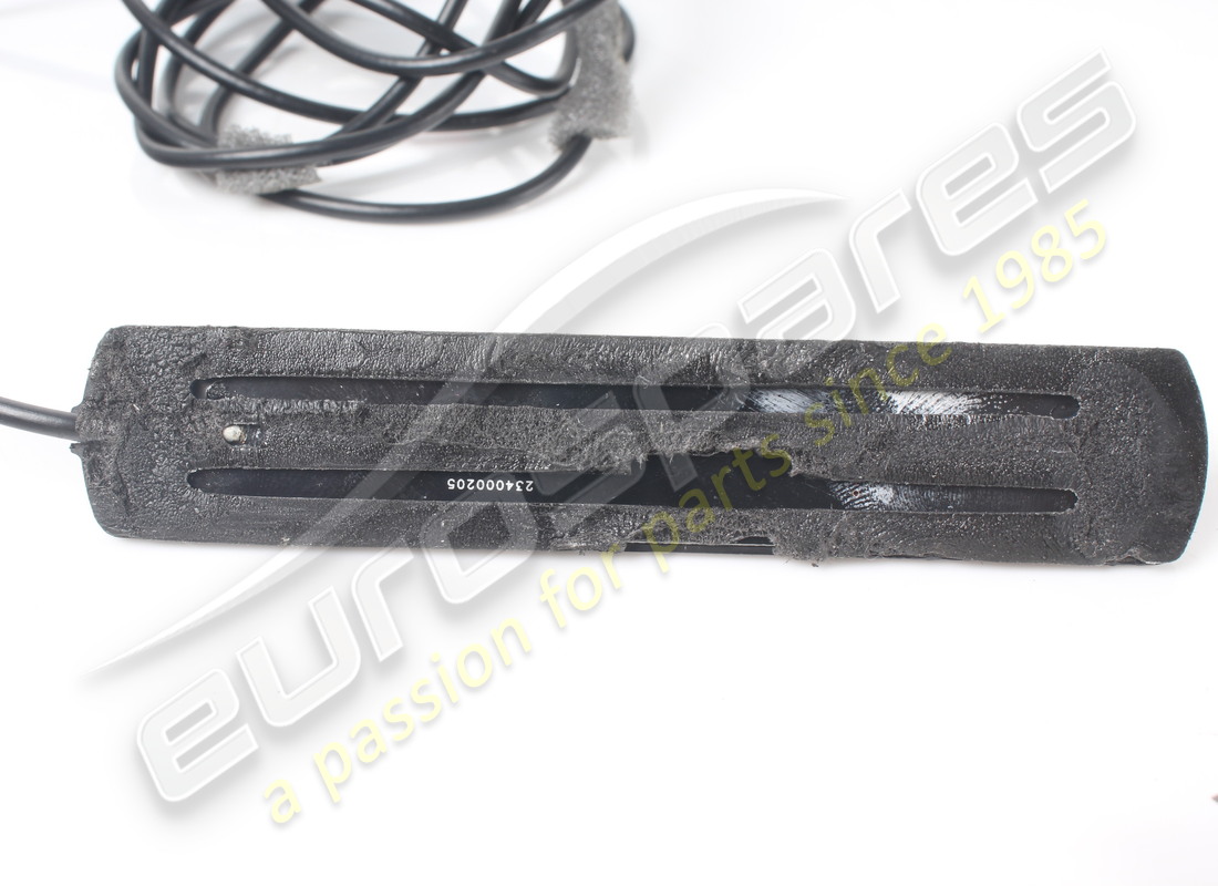 used ferrari glonass gsm antenna. part number 336507 (3)