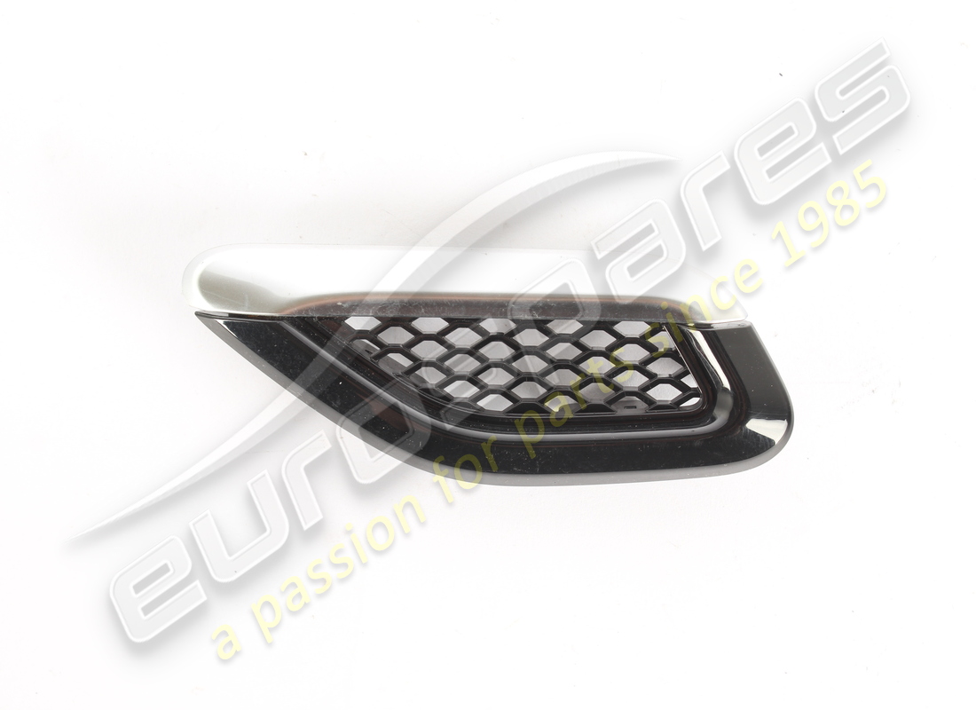 USED Maserati LH LATERAL AIR VENT . PART NUMBER 670197652 (1)