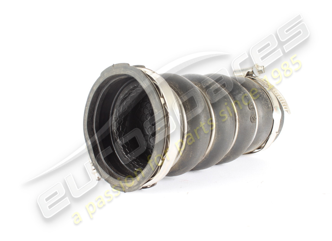 USED Ferrari CONNECTOR HOSE ON THROTTLE B . PART NUMBER 318185 (1)