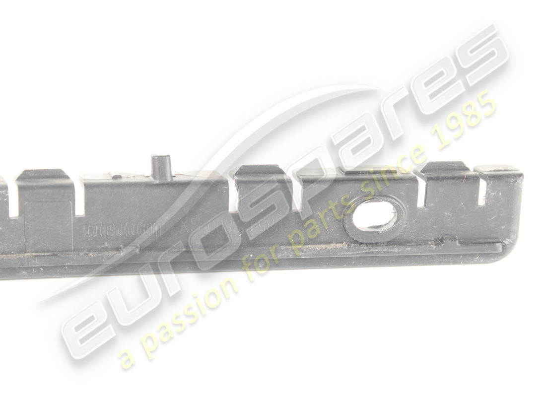 used ferrari lh lateral mounting bracket. part number 85922800 (2)