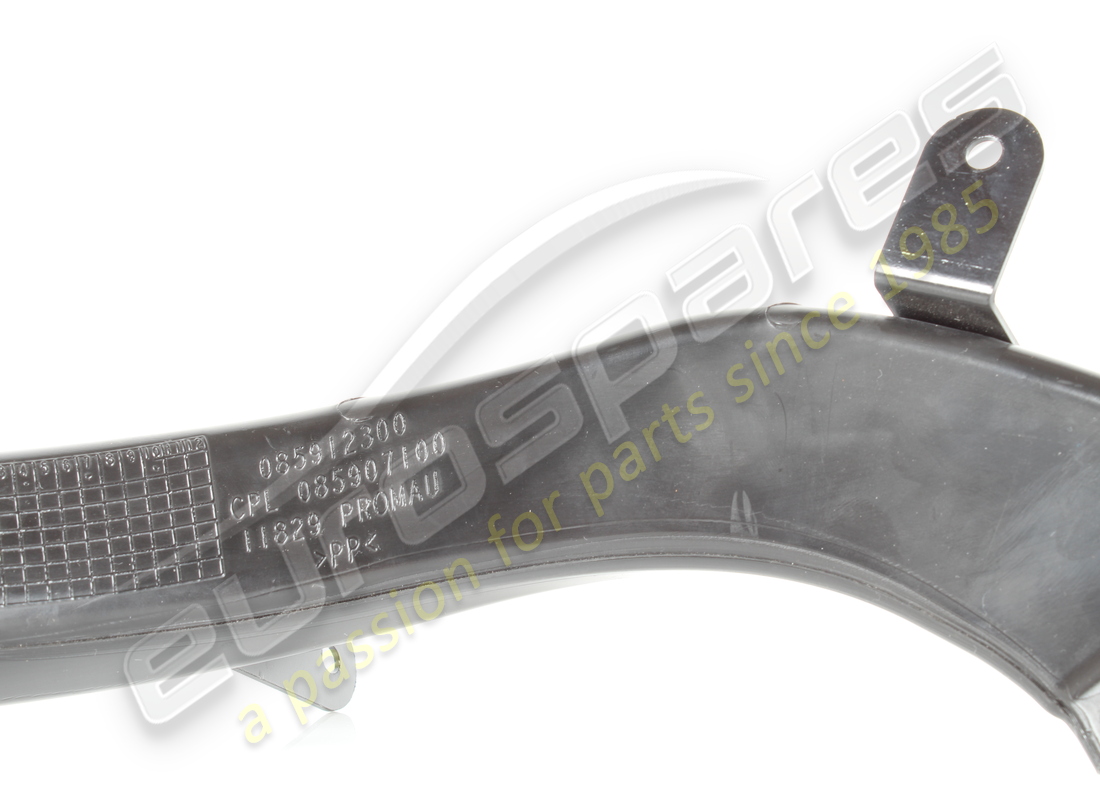 used ferrari lh demister duct. part number 85907100 (4)