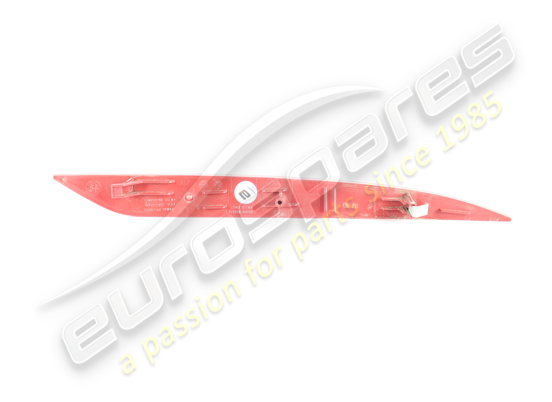 USED MASERATI LH REAR REFLECTOR. PART NUMBER 675002332 (2) used maserati lh rear reflector. part number 675002332 (2)