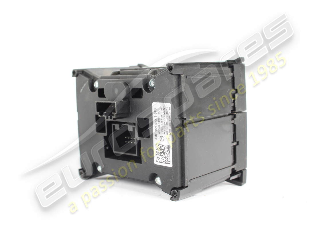 USED LAMBORGHINI SWITCH STRIP. PART NUMBER 4ML959673B (2) used lamborghini switch strip. part number 4ml959673b (2)