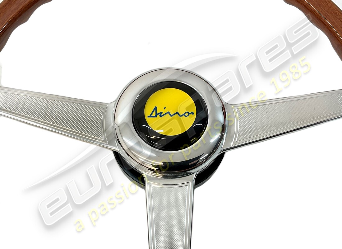 NEW OE 206 GT STEERING WHEEL. PART NUMBER 740321 (4) new oe 206 gt steering wheel. part number 740321 (4)