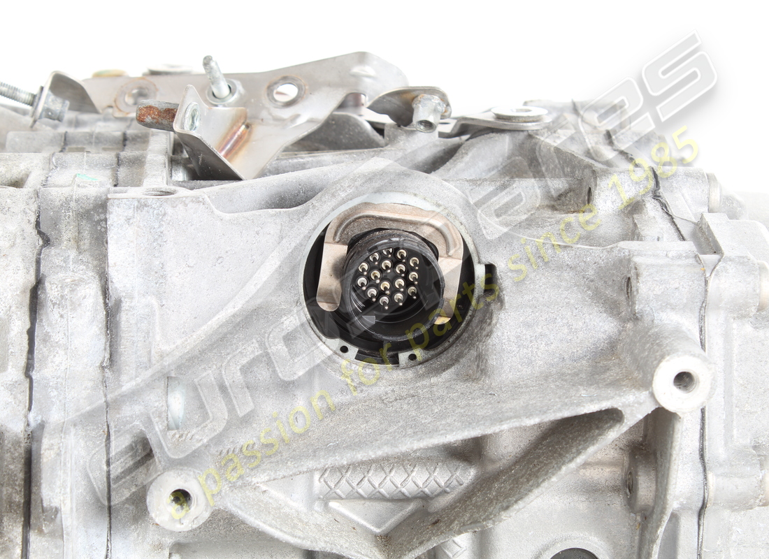 used ferrari complete dct gearbox. part number 293401 (3)