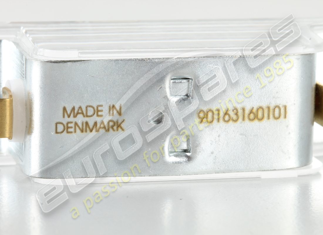 new porsche license plate light - packing - bulb. part number 90163160101 (4)
