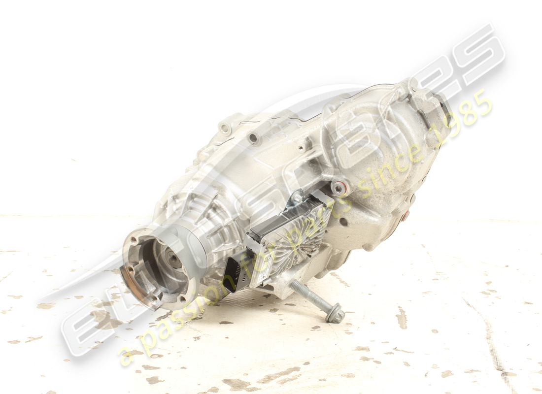 USED MASERATI ALL WHEEL DRIVE TRANSFER CASE. PART NUMBER 670154265 (2) used maserati all wheel drive transfer case. part number 670154265 (2)